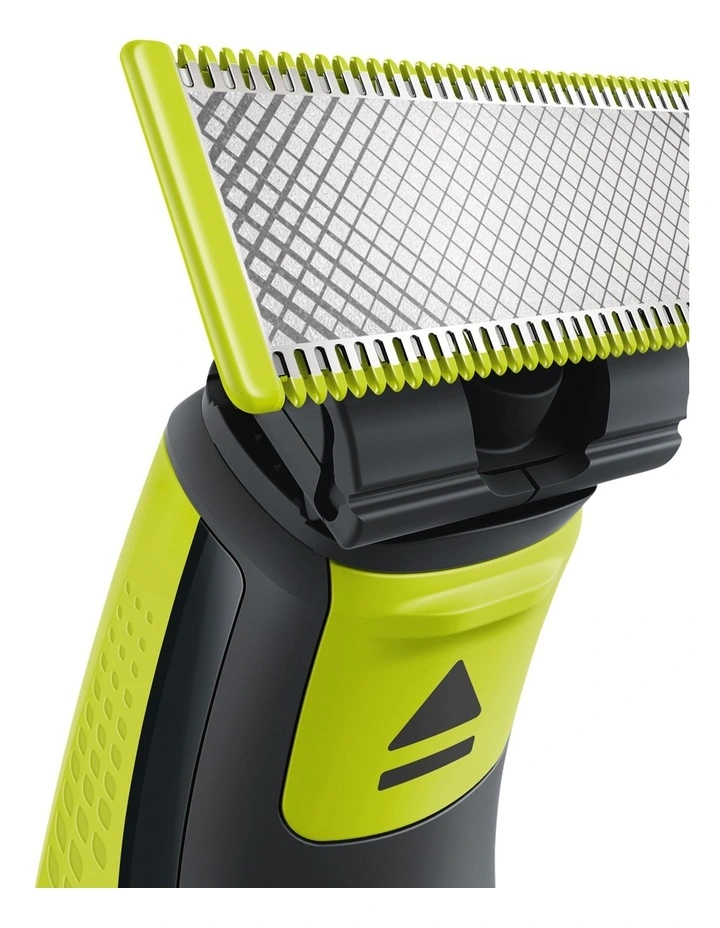 Philips One Blade Lime Replacement Blade QP220/50 2 Piece Pack 4 Philips One Blade Lime Replacement Blade QP220/50 2 Piece Pack - Image 2