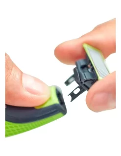 Philips One Blade Lime Replacement Blade QP220/50 2 Piece Pack 7 Philips One Blade Lime Replacement Blade QP220/50 2 Piece Pack -Household Items Shop 646226200 3 720x928