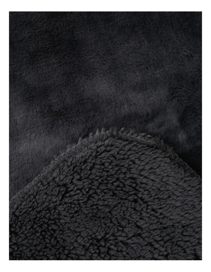 Heritage Reversible Sherpa Blanket Charcoal 6 Heritage Reversible Sherpa Blanket Charcoal - Image 4