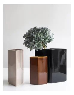 Iittala Ruutu 18cm Glass Vase Brown 7 Iittala Ruutu 18cm Glass Vase Brown -Household Items Shop 753604030 3 720x928