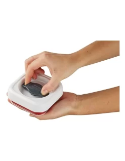 Zyliss Twist & Seal 2.3L Tall Square Container 7 Zyliss Twist & Seal 2.3L Tall Square Container -Household Items Shop 789612760 4 720x928