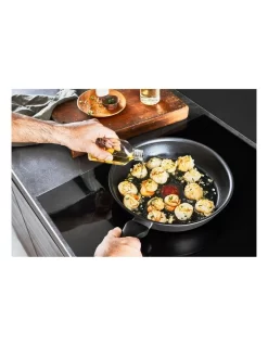 Tefal Unlimited Non-Stick Induction Set Of 2 26/30cm Frypan -Household Items Shop 814528180 3 720x928