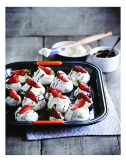 Le Creuset Bakeware Rectangular Oven Tray 31cm -Household Items Shop 848798020 3 720x928