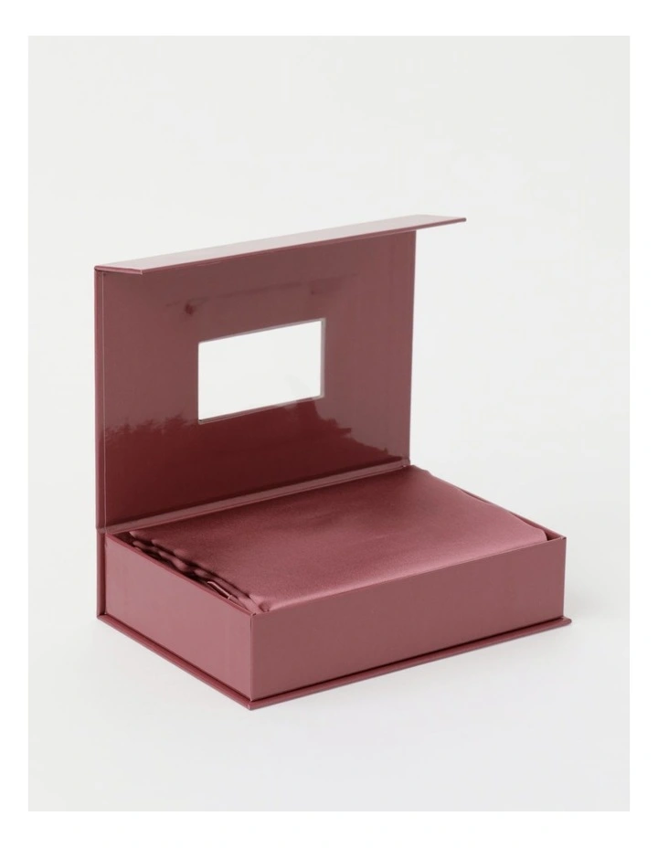 Heritage Silk Front Pillowcase Pair In Rose 4 Heritage Silk Front Pillowcase Pair In Rose - Image 2