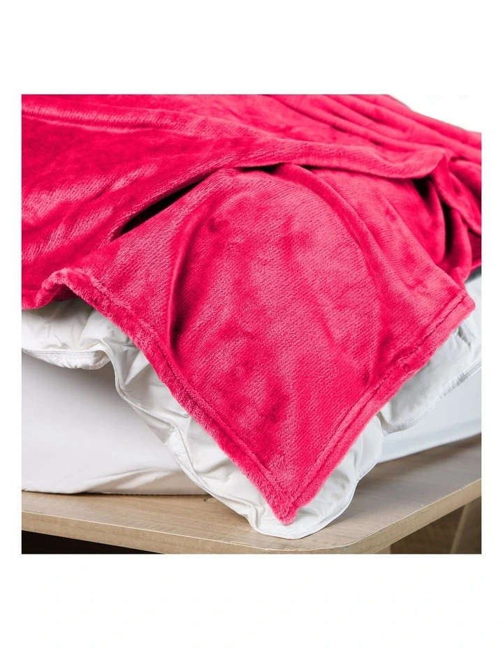 Plush Blanket Throw Large In Rose Pink 5 Plush Blanket Throw Large In Rose Pink - Image 3