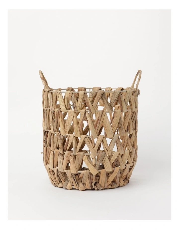 Kahlin Water Hyacinth Baskets Set Of 3 In Natural 5 Kahlin Water Hyacinth Baskets Set Of 3 In Natural - Image 3