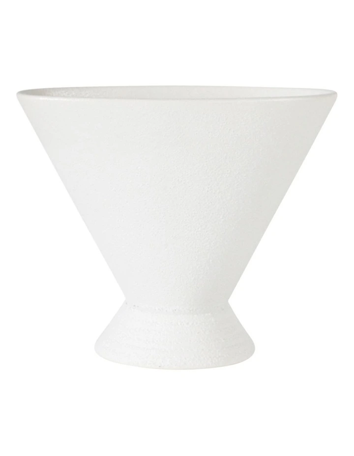 Florist Corner Scallop Vase White 3 Florist Corner Scallop Vase White