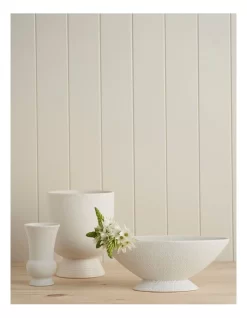 Florist Corner Scallop Vase White 8 Florist Corner Scallop Vase White -Household Items Shop 866602540 3 720x928