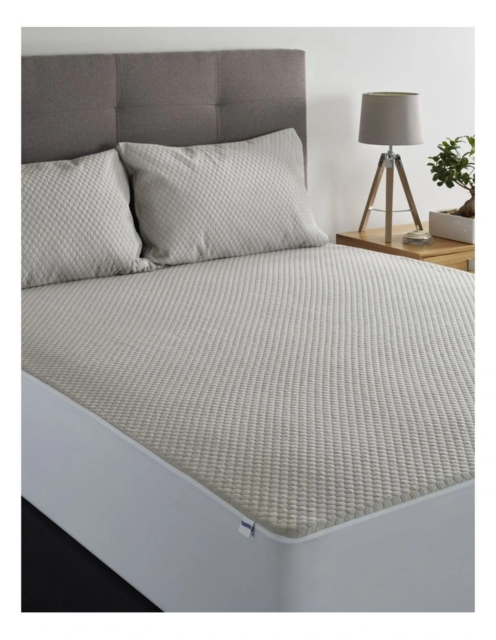 Equilibrium TENCEL & Graphene Infused Dynatex Mattress & Pillow Protector Set 4 Equilibrium TENCEL & Graphene Infused Dynatex Mattress & Pillow Protector Set - Image 2