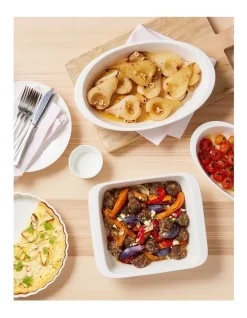 Maxwell & Williams White Basics Square Baker 20.5x5.5cm Gift Boxed -Household Items Shop 884329570 6 720x928