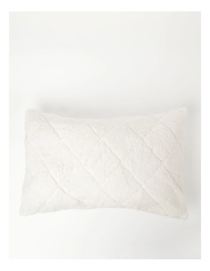 Sherpa Fleece Pillow Protector White 4 Sherpa Fleece Pillow Protector White - Image 2