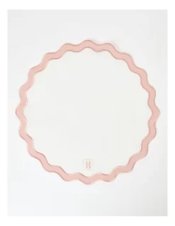 Heritage Florence Scalloped Edge Pink And White Napkins Set Of 4 In Pink/White
