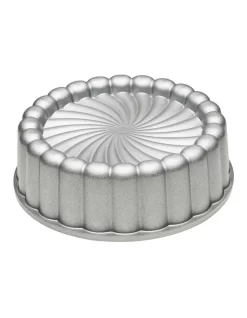 Daisy Cake Pan In Silver