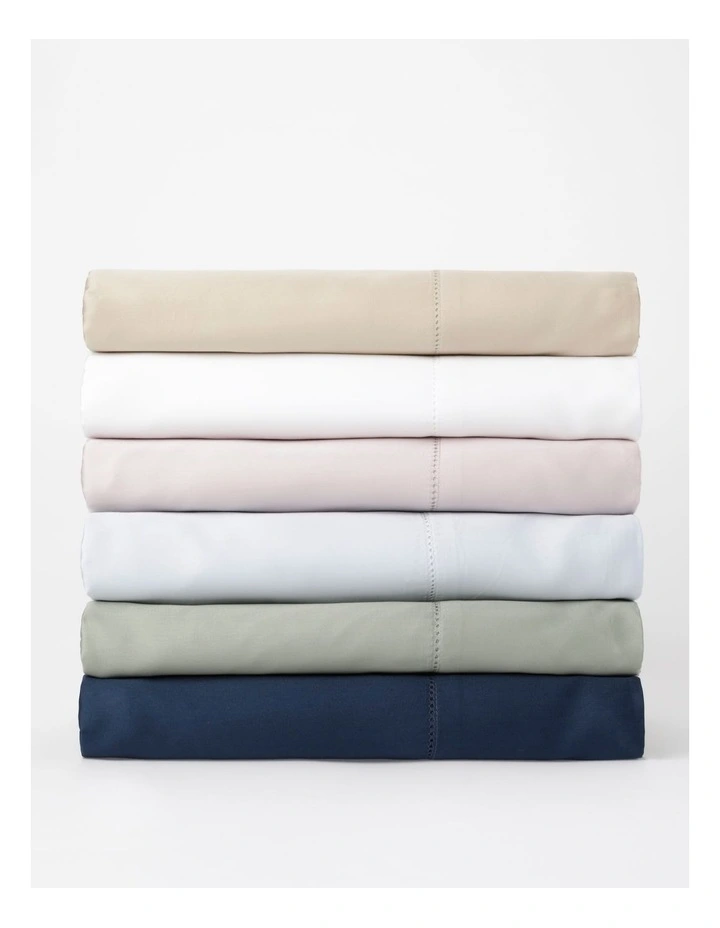 Heritage Diana 400TC Egyptian Cotton Sateen Fitted Sheet In Navy 5 Heritage Diana 400TC Egyptian Cotton Sateen Fitted Sheet In Navy - Image 3