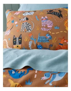 Playful Pets Coverlet In Assorted -Household Items Shop 919763020 3 720x928