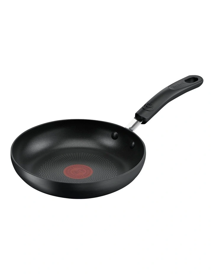 Tefal Specialty Hard Anodised Non-Stick Twin Pack Frypan Set 20/26cm In Black 6 Tefal Specialty Hard Anodised Non-Stick Twin Pack Frypan Set 20/26cm In Black - Image 4