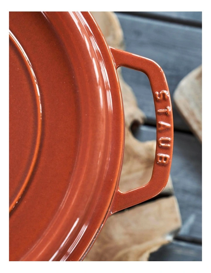Staub Round Cocotte 24cm In Cinnamon 5 Staub Round Cocotte 24cm In Cinnamon - Image 3