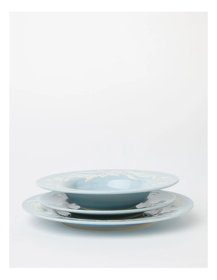 Australian Floral Mask 12 Peice Dinner Set In Blue 8 Australian Floral Mask 12 Peice Dinner Set In Blue - Image 6