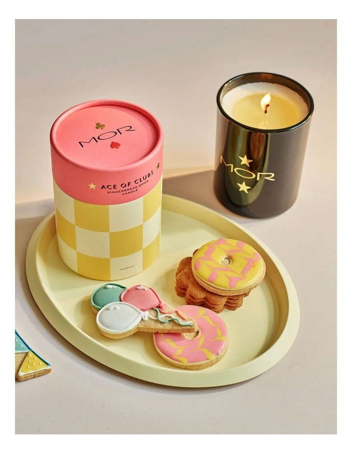 Ace Of Clubs Gingerbread Spice Candle 4 Ace Of Clubs Gingerbread Spice Candle - Image 2