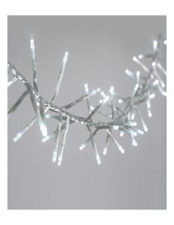 720 LED Cluster Light With Clear Cable In White