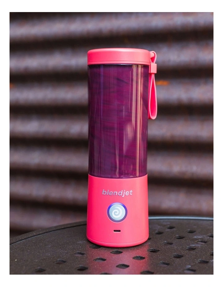 BlendJet 2 Portable Blender In Hot Pink 250262 8 BlendJet 2 Portable Blender In Hot Pink 250262 - Image 6