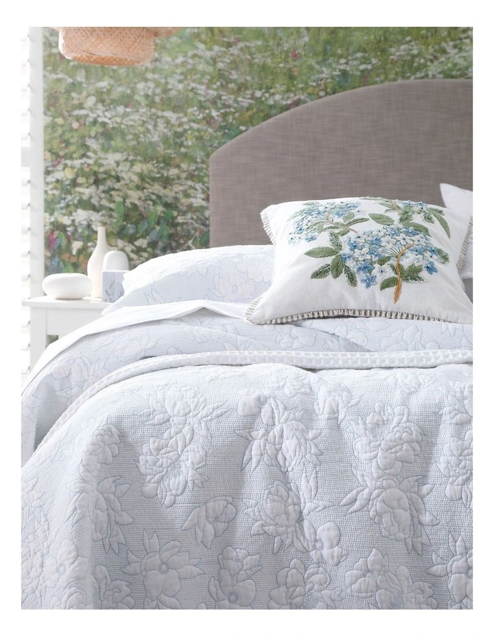 Nalini Bed Cover Set In White 4 Nalini Bed Cover Set In White - Image 2