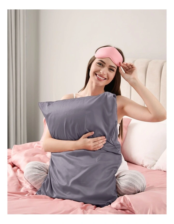 Pure Silk Pillowcase 100% Mulberry Silk Hypoallergenic In Charcoal 4 Pure Silk Pillowcase 100% Mulberry Silk Hypoallergenic In Charcoal - Image 2